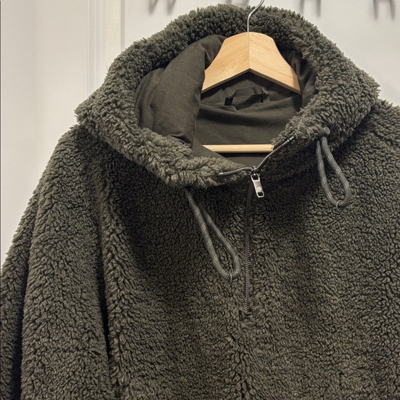 Lululemon olive green Sherpa hoodie - Picture 2 of 3